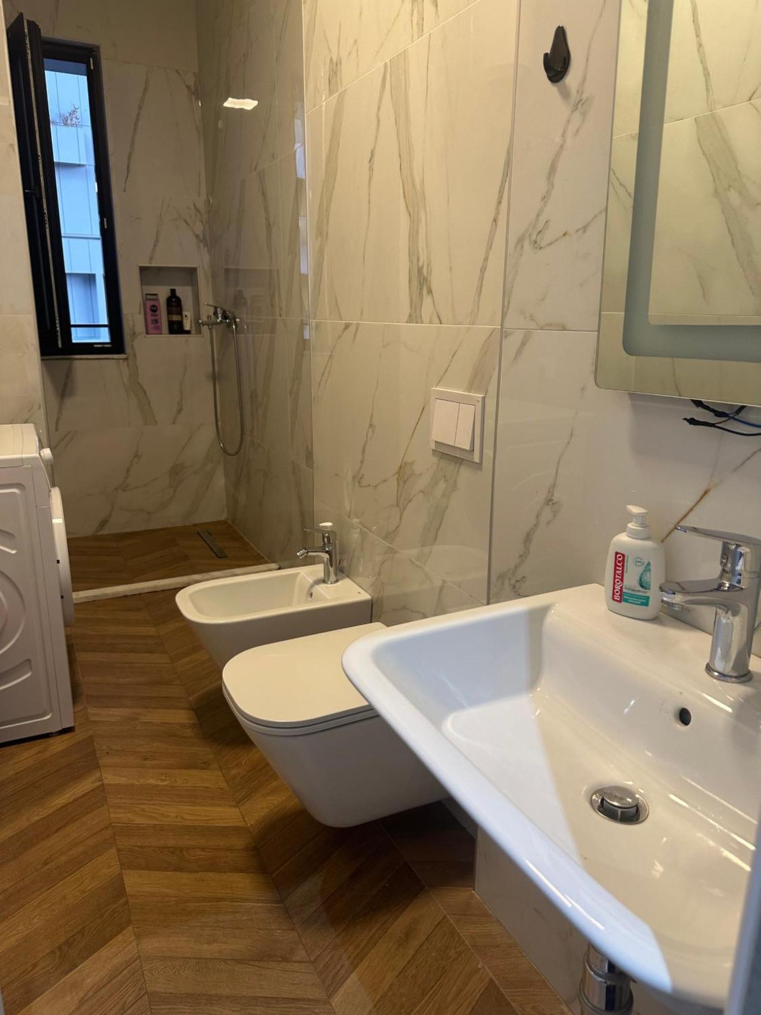Free Parking Tirana Modern Escape Apartman Kültér fotó